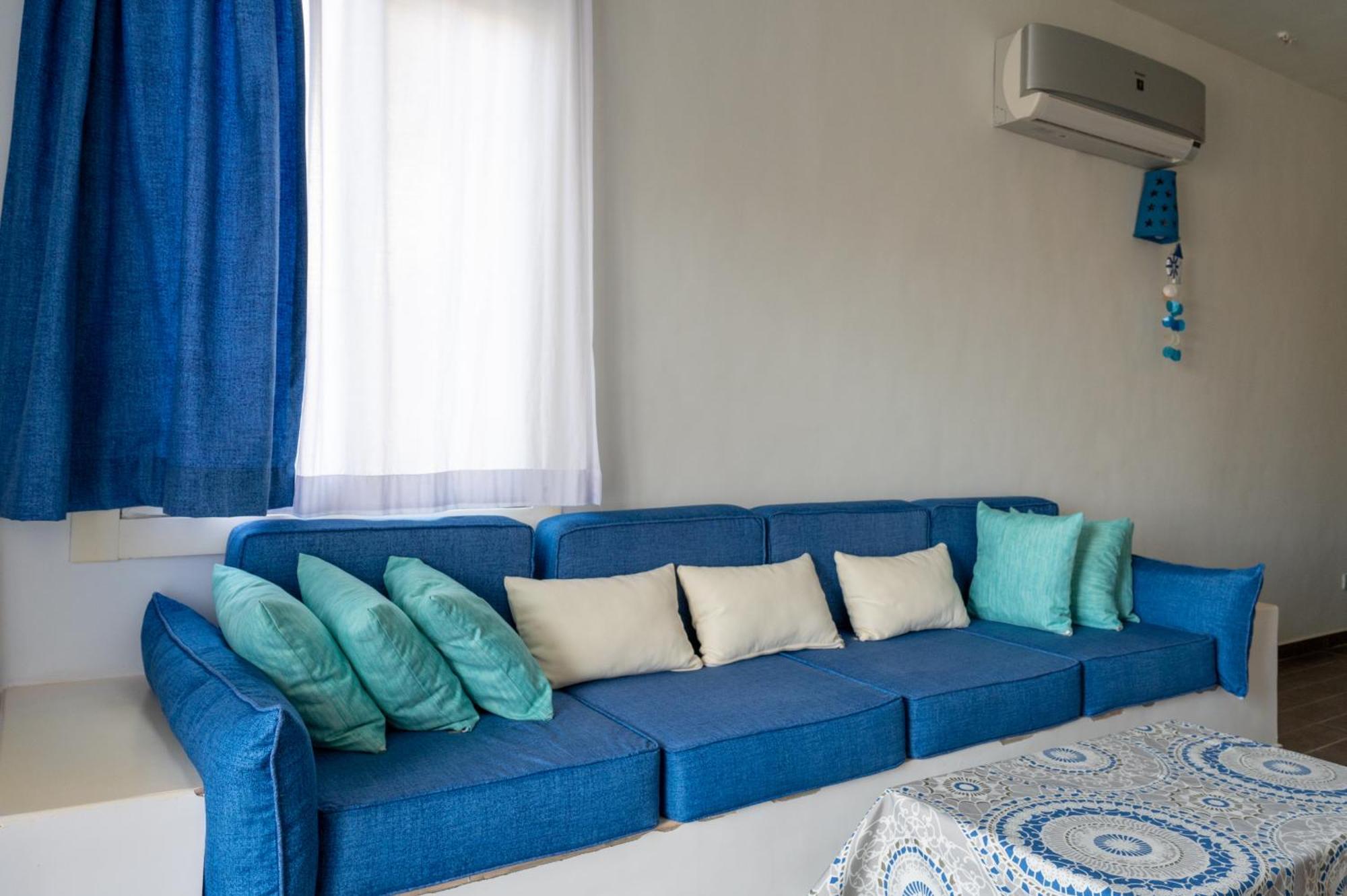 Light House Apartment *